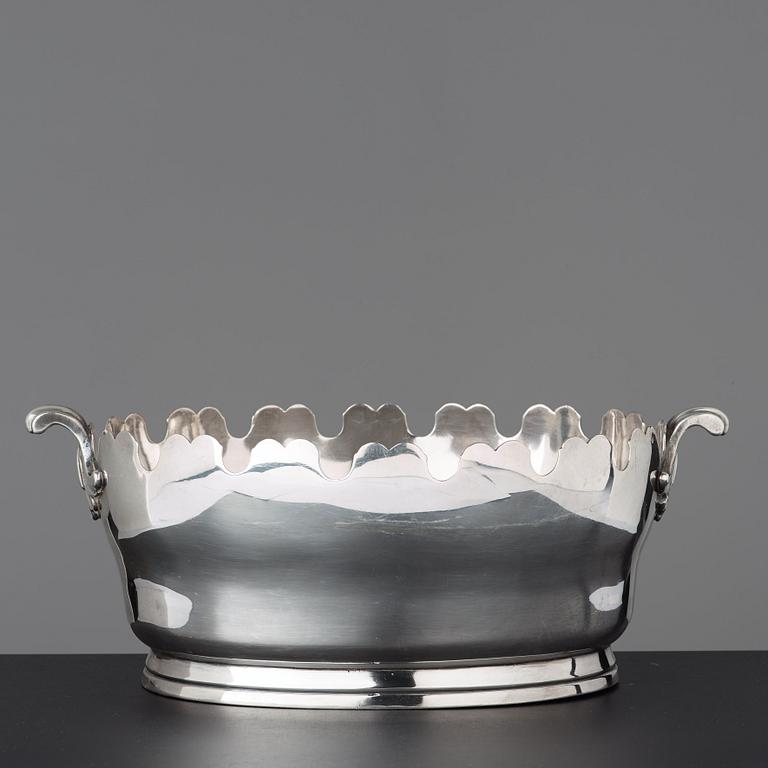 GLASSKÖLJARE, rokoko, 1700-talets andra hälft.