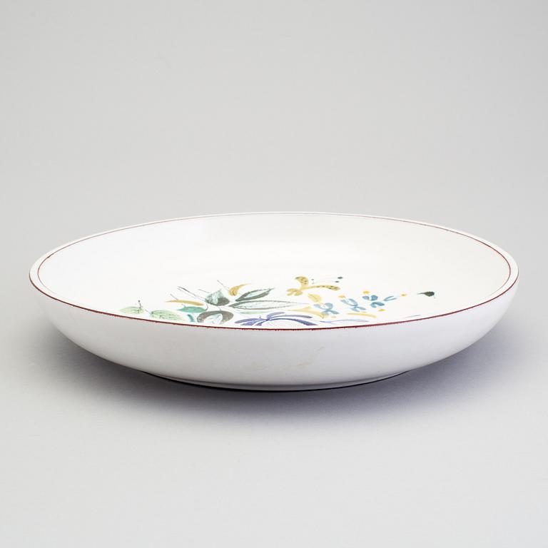 STIG LINDBERG, a faience dish, Gustavsberg 1940s.