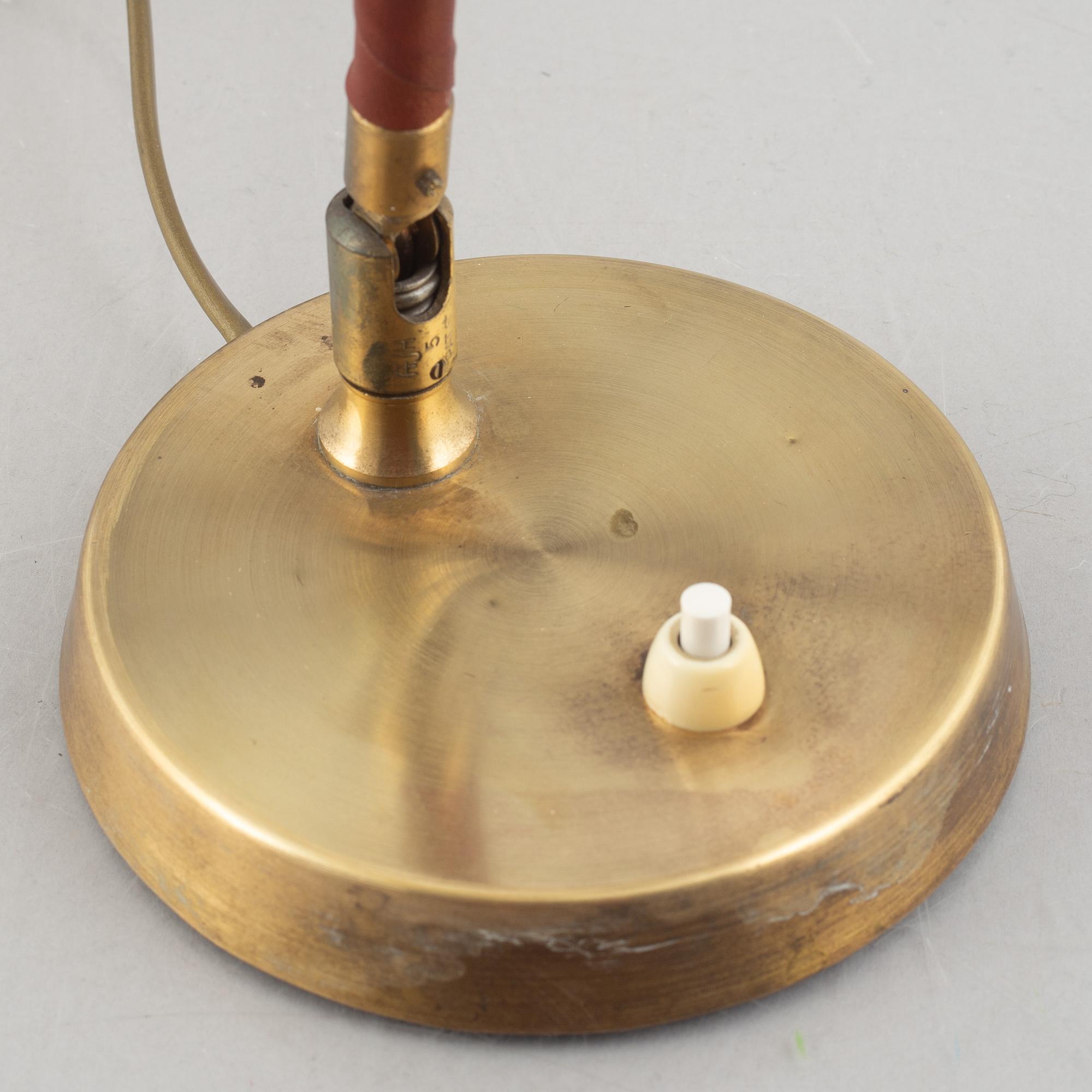 Bordslampa, Uppsala armaturfabrik, 1900-talets andra hälft.