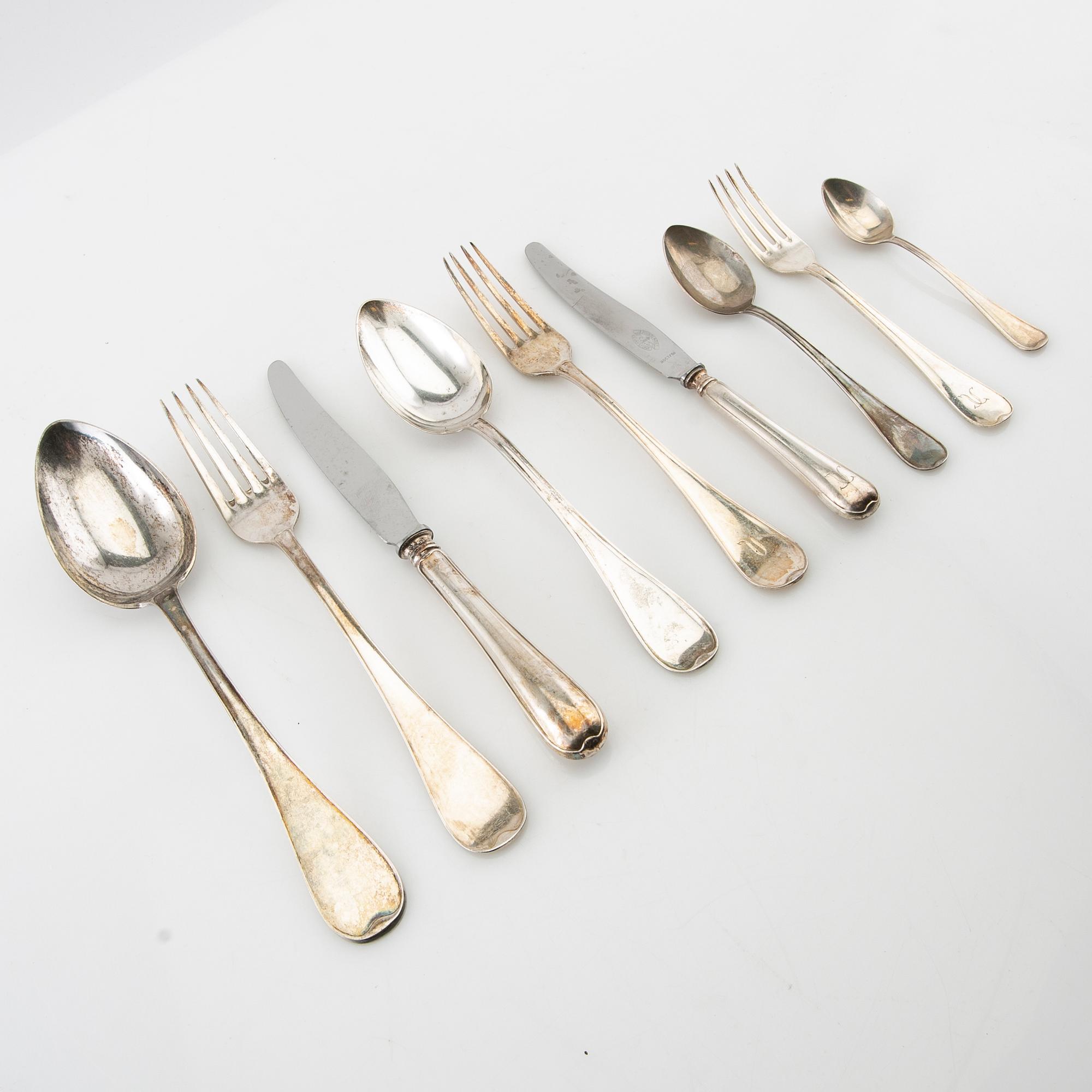 Cutlery approx. 118 dlr "Swedish round" silver, first half of the 20th century.