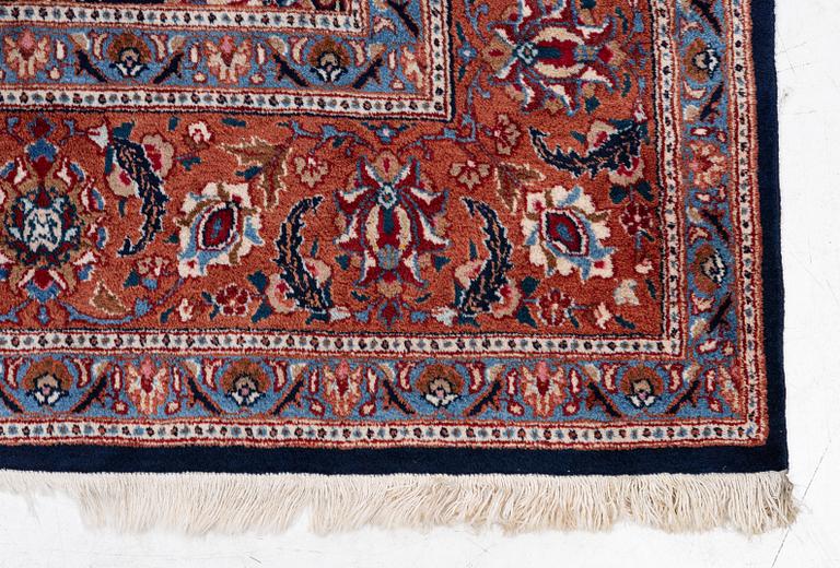 Rug, Iran, approx. 307 x 210 cm.