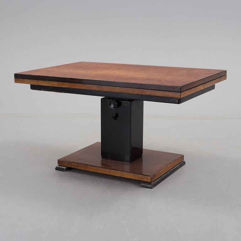 A 1930s coffee table by "Idealbordet" from Umeå.