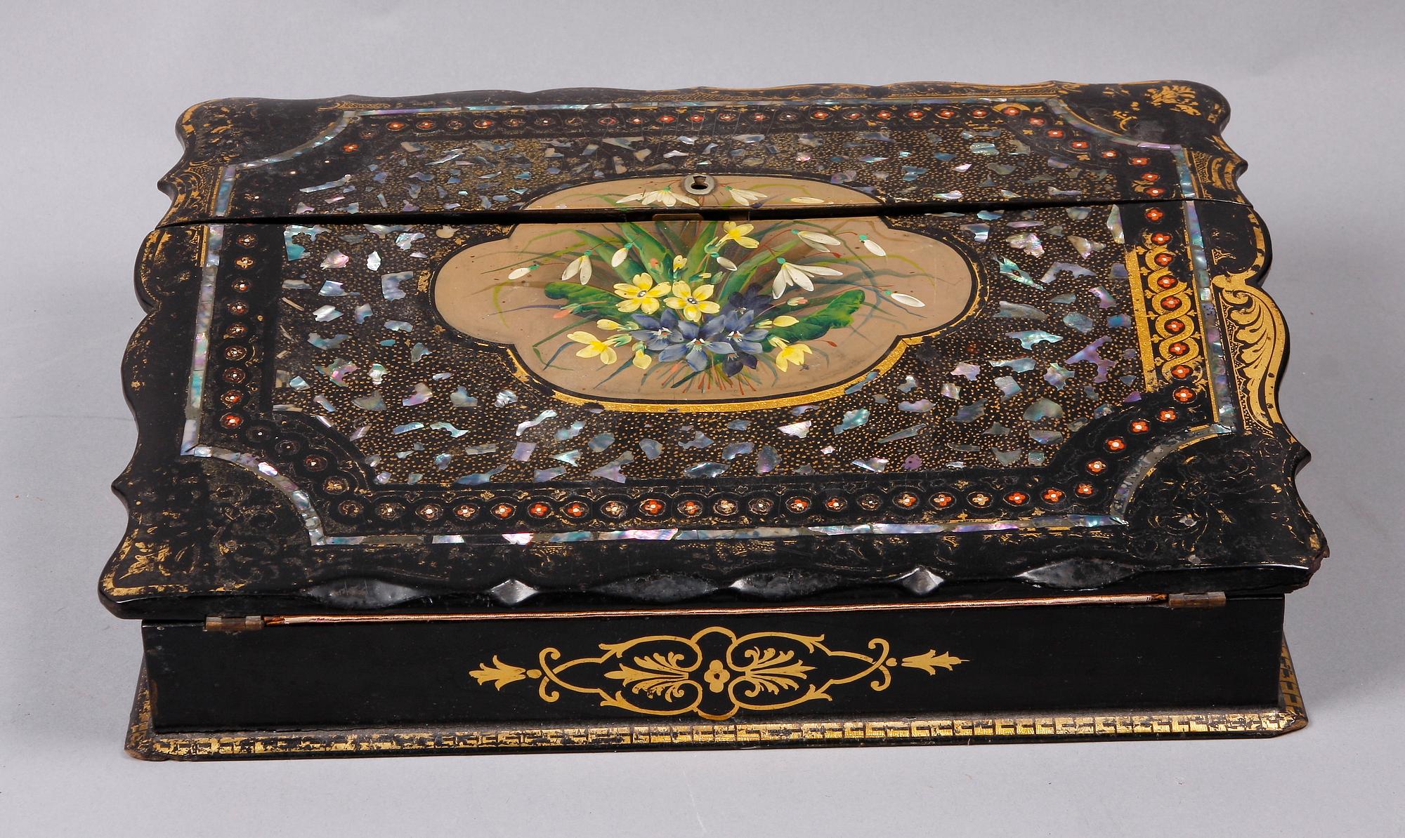 SKRIVSCHATULL. 1800-talets andra hälft.