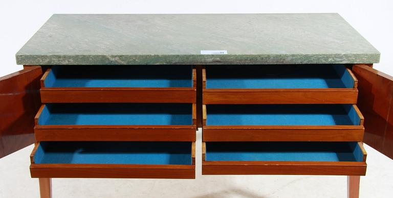 MATSALSGRUPP, 13 delar, Gunnar Asplund, 1916-1923. Tillverkad av Carlsson Möbeltillverkning Tranås.