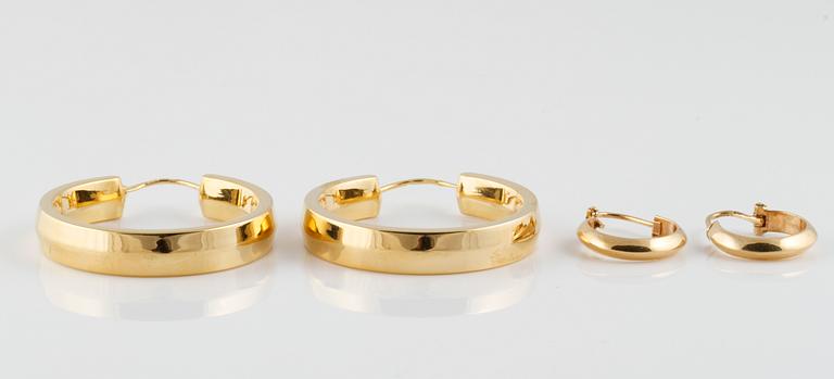 ÖRHÄNGEN, 2 par, 14 respektive 18K guld. Vikt 8,1 gram.