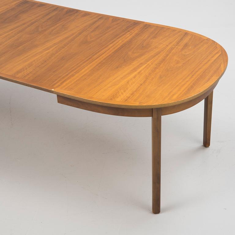 A dining table, 1960's/70's.
