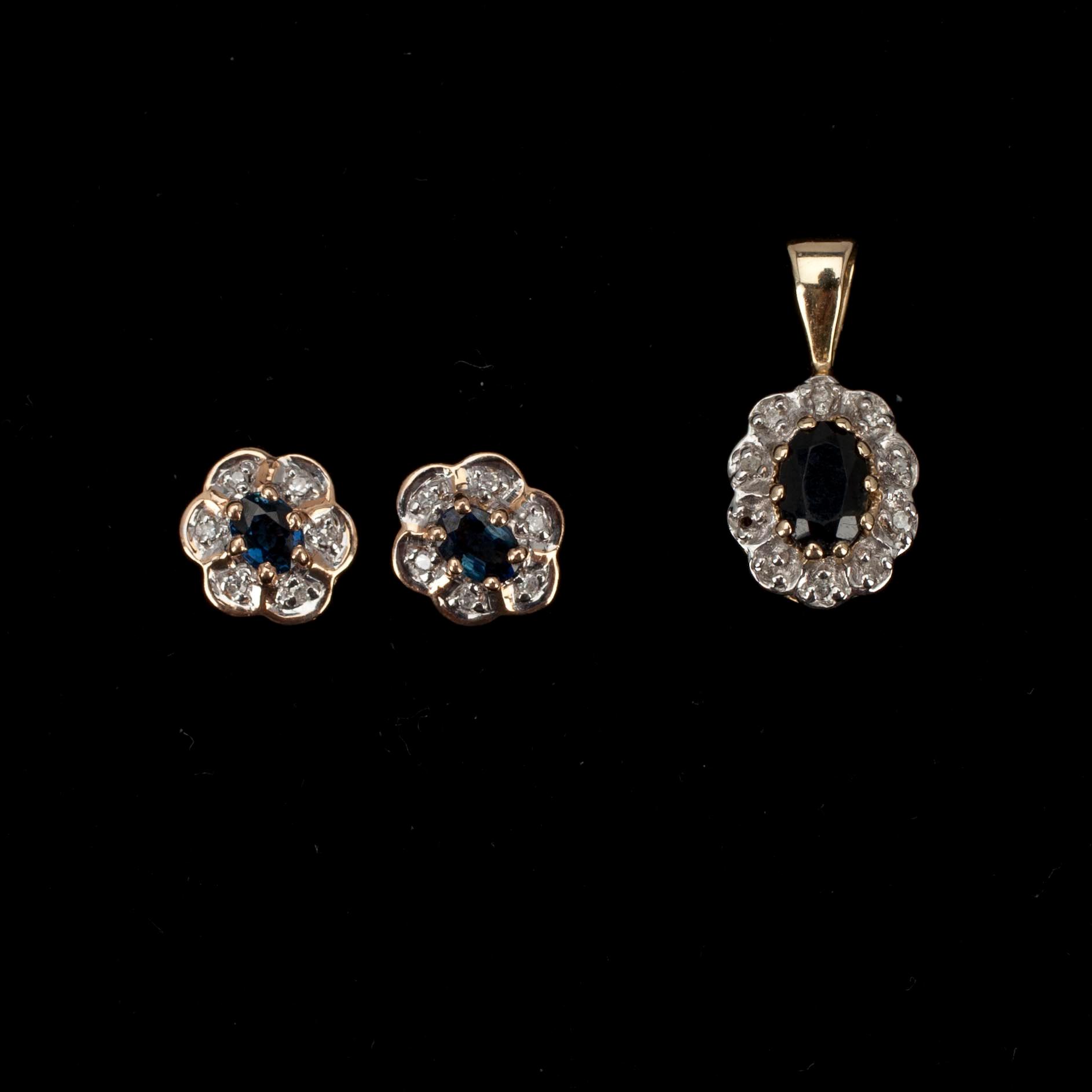 ÖHRHÄNGEN, guld 14K, safirer, små diamanter. 1900-talets senare hälft.