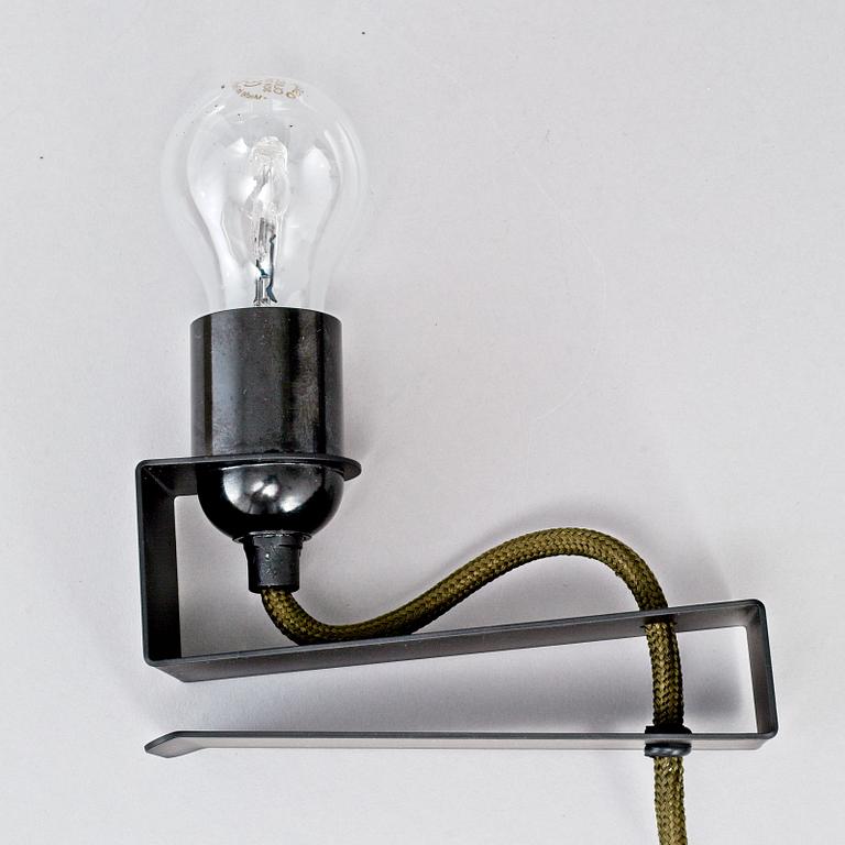 ANDREAS MARTIN-LÖF, "Clamp Lamp, Studio Item No 01, Black Edition", AML Studio 2014. I en upplaga av ca 50 ex.