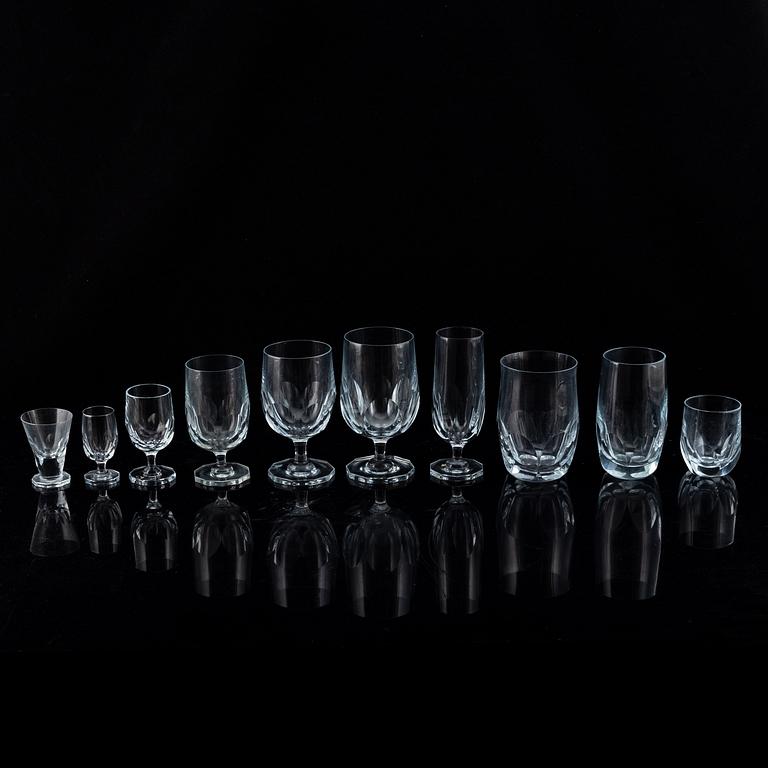 A swedish glass service, Gerda Strömberg, 'Håtuna', Strömbergshyttan, (85 pc).