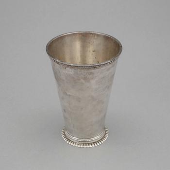 VAS, silver. Guldsmedsaktiebolaget GAB, Stockholm, 1922. Vikt ca 268 gram.
