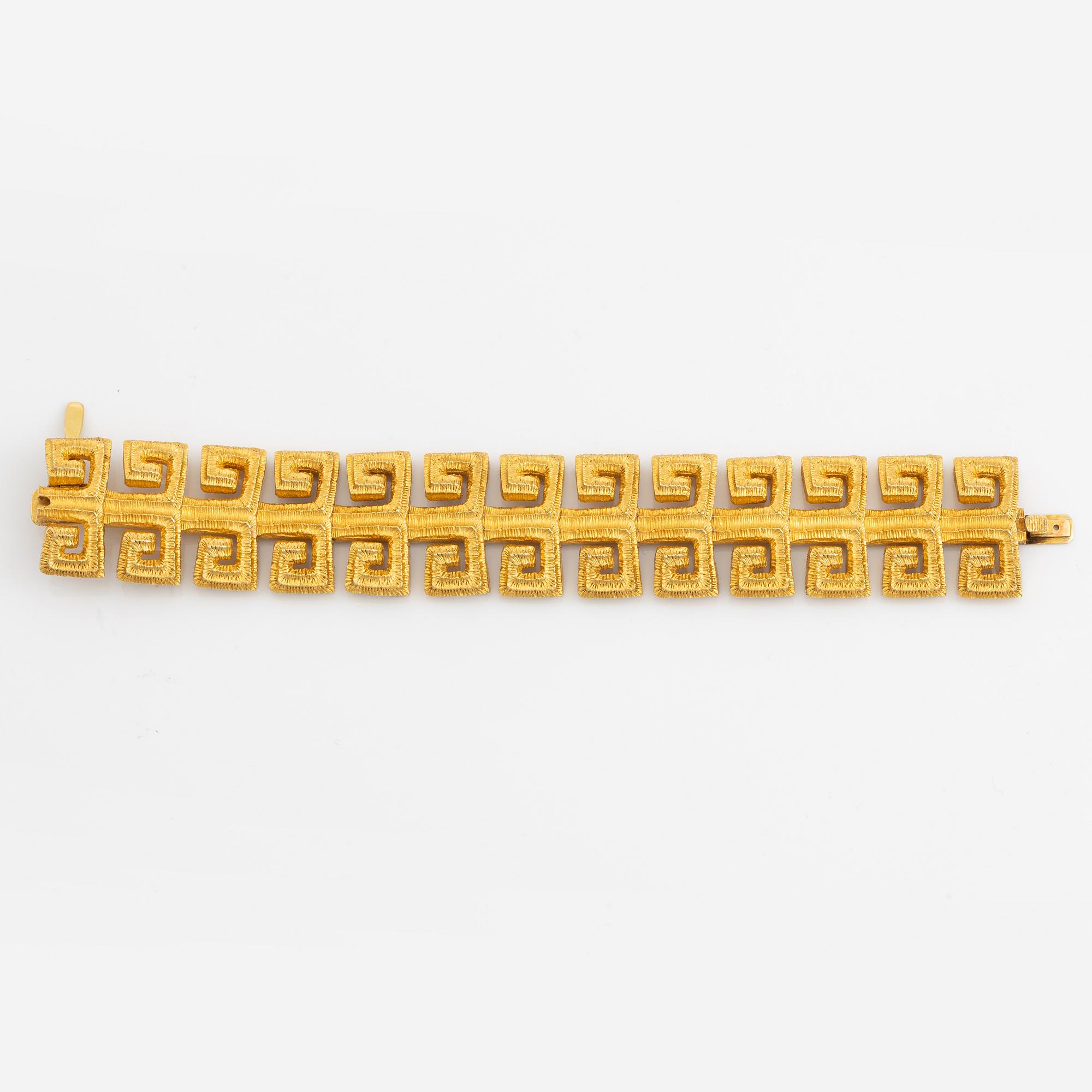An 18K gold Maramenos & Pateras bracelet.