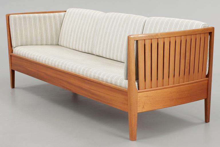 SOFFA, "Ulfåsa", Carl Malmsten, Bodafors, 1900-talets andra hälft.