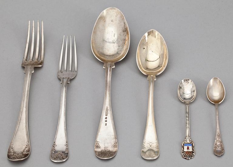 PARTI SILVERBESTICK, bla JE Torsk, Stockholm. 1800-1900-tal. Tot vikt 1090 g.