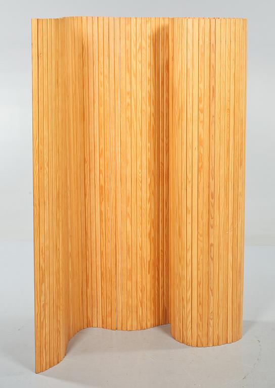 VIKSKÄRM, Modellnummer 100, Alvar Aalto, Artek, Finland, formgiven 1936.