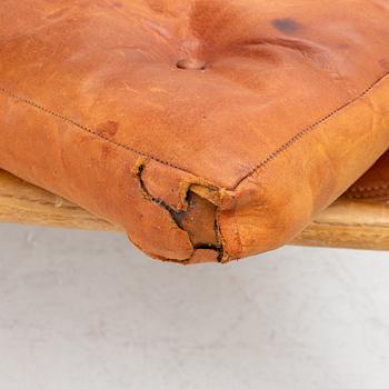 Kaare Klint, karmstolar, "Safari", ett par, Rud. Rasmussens Snedkerier, Danmark, 1900-talets andra hälft.