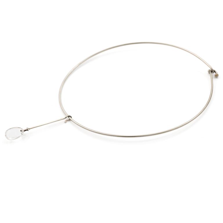 Vivianna Torun Bülow-Hübe, hänge silver med bergkristall, för Georg Jensen.