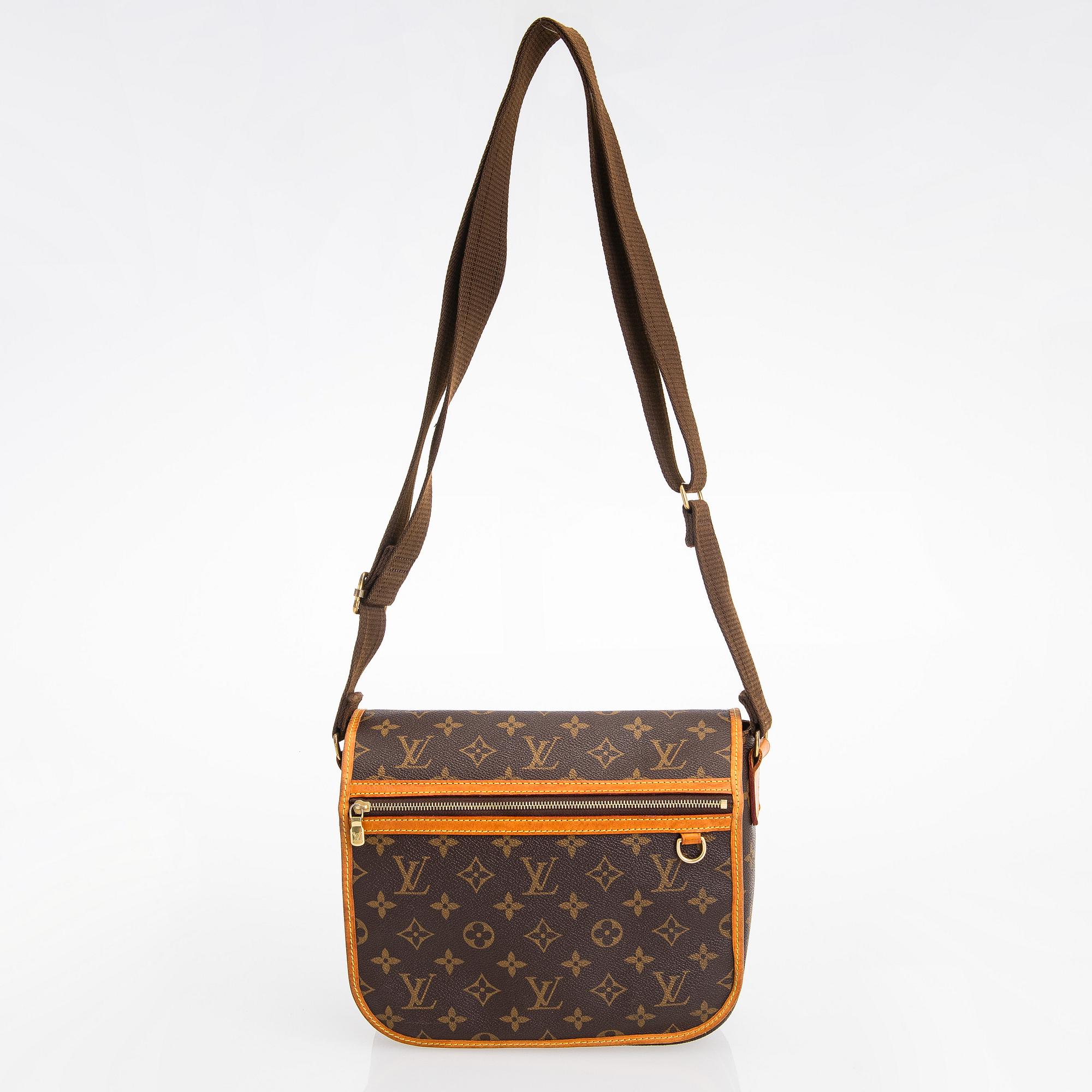 Louis Vuitton, A 'Bosphore Messenger PM' bag.