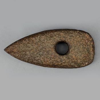 YXA, sten, troligen stenålder.