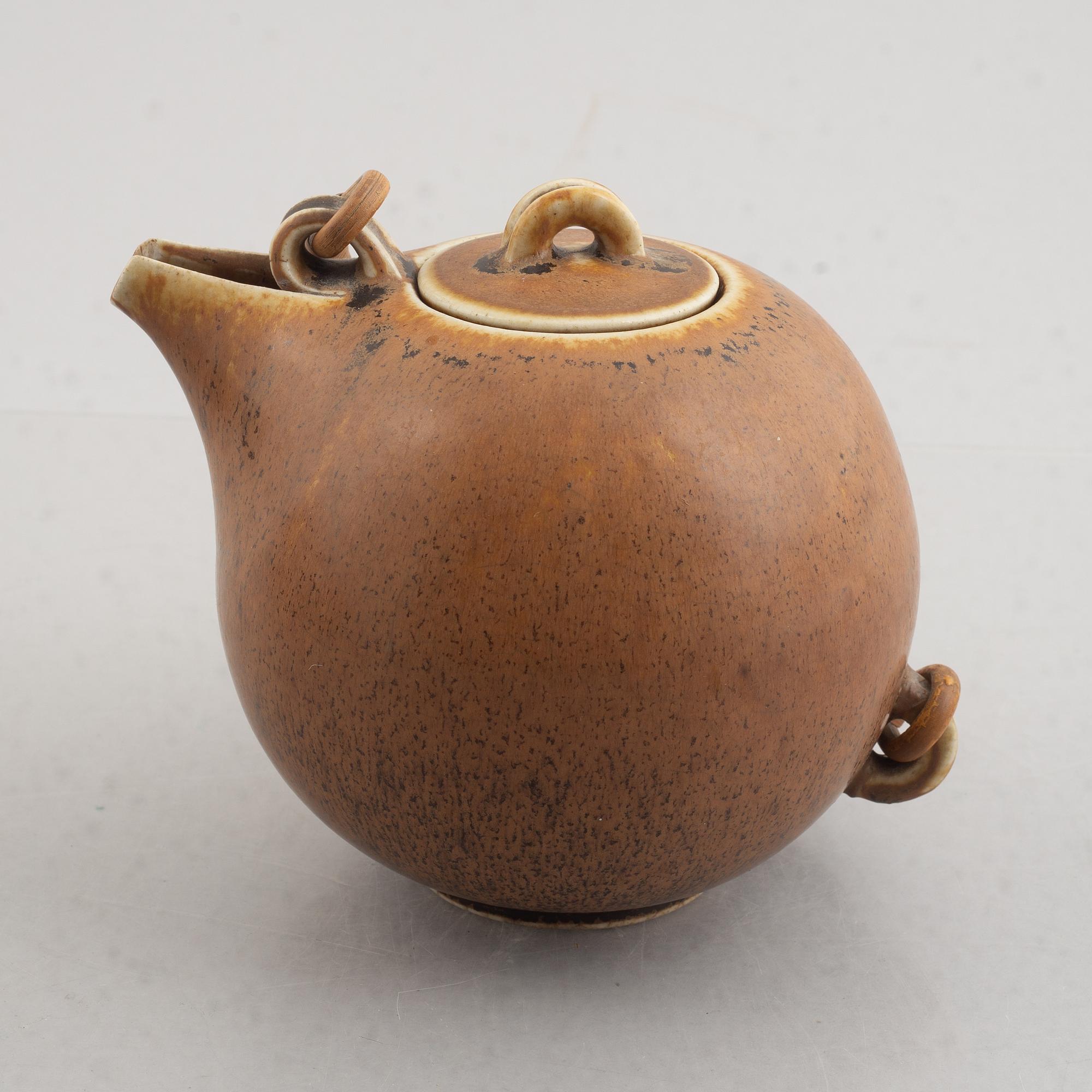Eva Stæhr Nielsen & others, two stoneware vases and a teapot, Saxbo, Denmark, mid and first half of the 20th century.