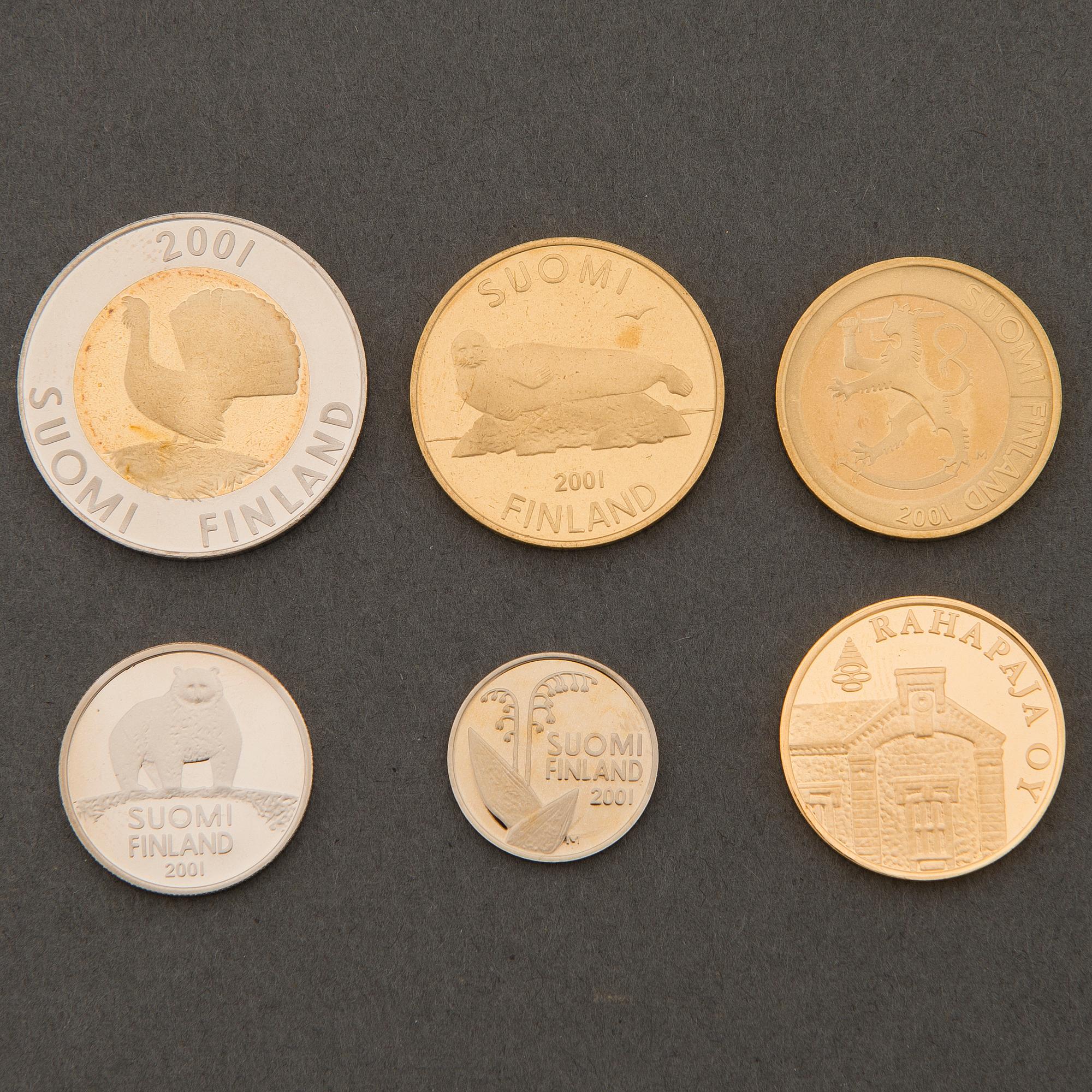 A six-piece Finnish coin collection, one in gold, 2001.