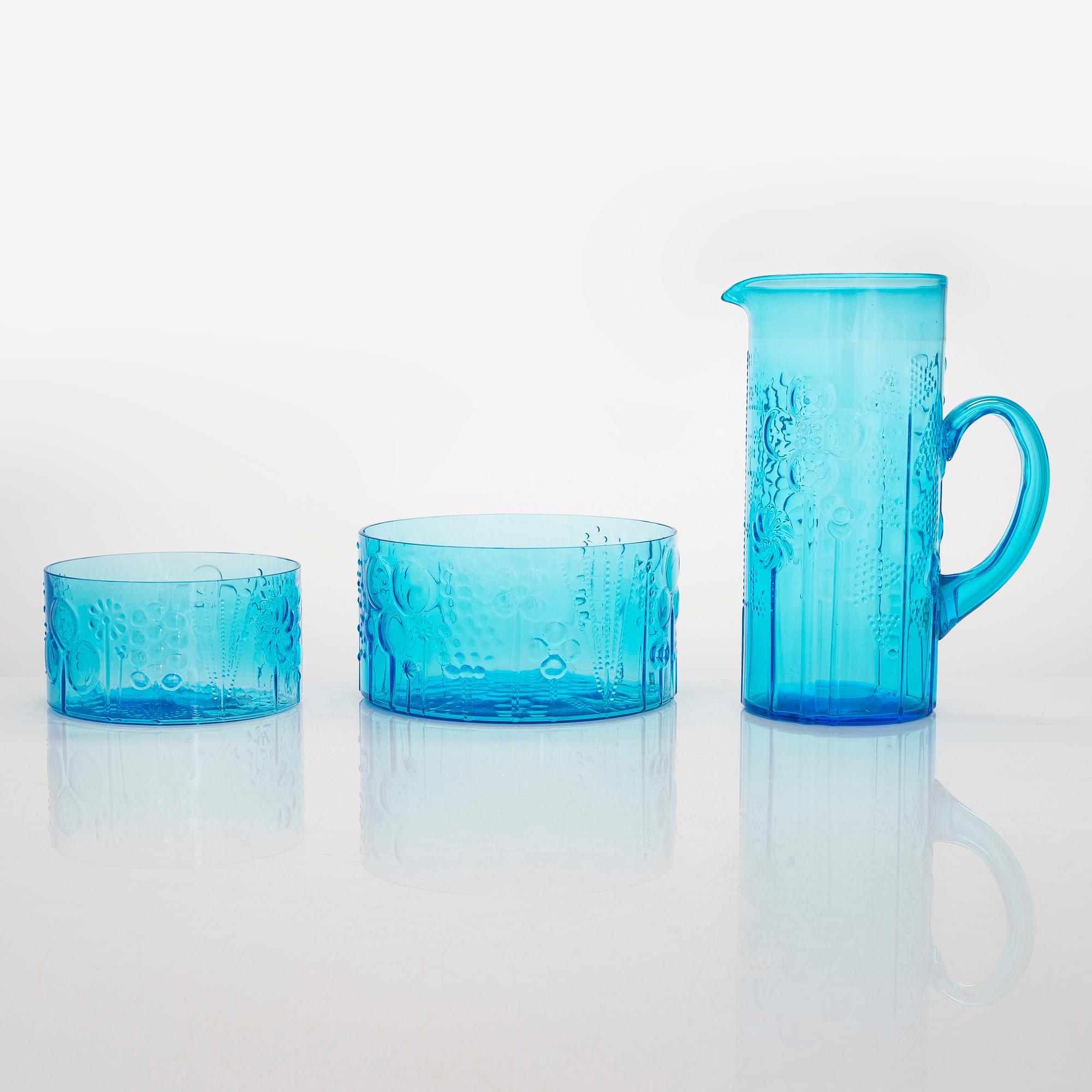 Oiva Toikka, an eight-piece 'Flora' glassware set, Nuutajärvi.