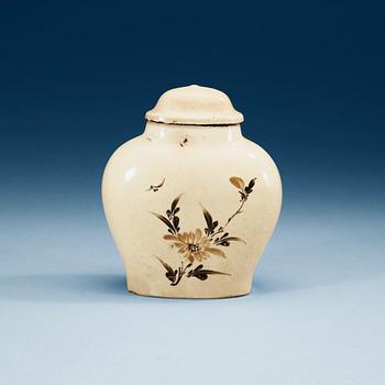 1654. A Chitzhou vase with cover, Yuan/Ming dynasty.