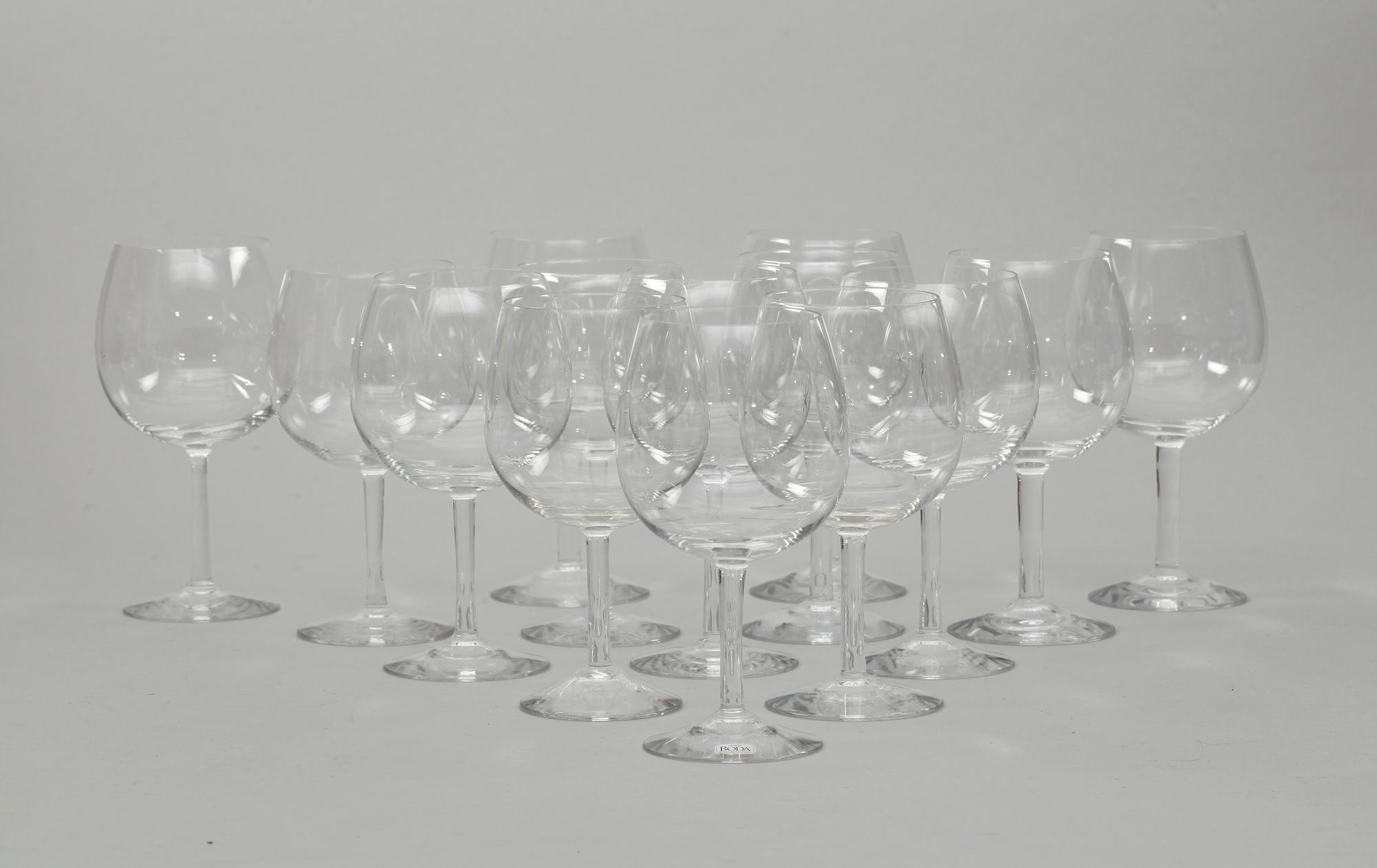 VINGLAS, 14 st, glas. Signe Persson Melin för Boda. 1900-tal.