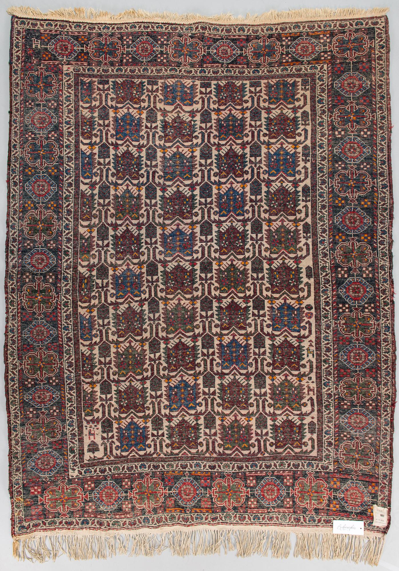 A semi antique rug, probably Chahar Mahal va Bakthiari from Iran. ca 184 x 142 cm.