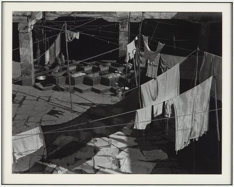 EDWARD WESTON, gelatinsilverfotografi stämplad och signerad av Cole Weston och numrerad 33/50 a tergo montering.