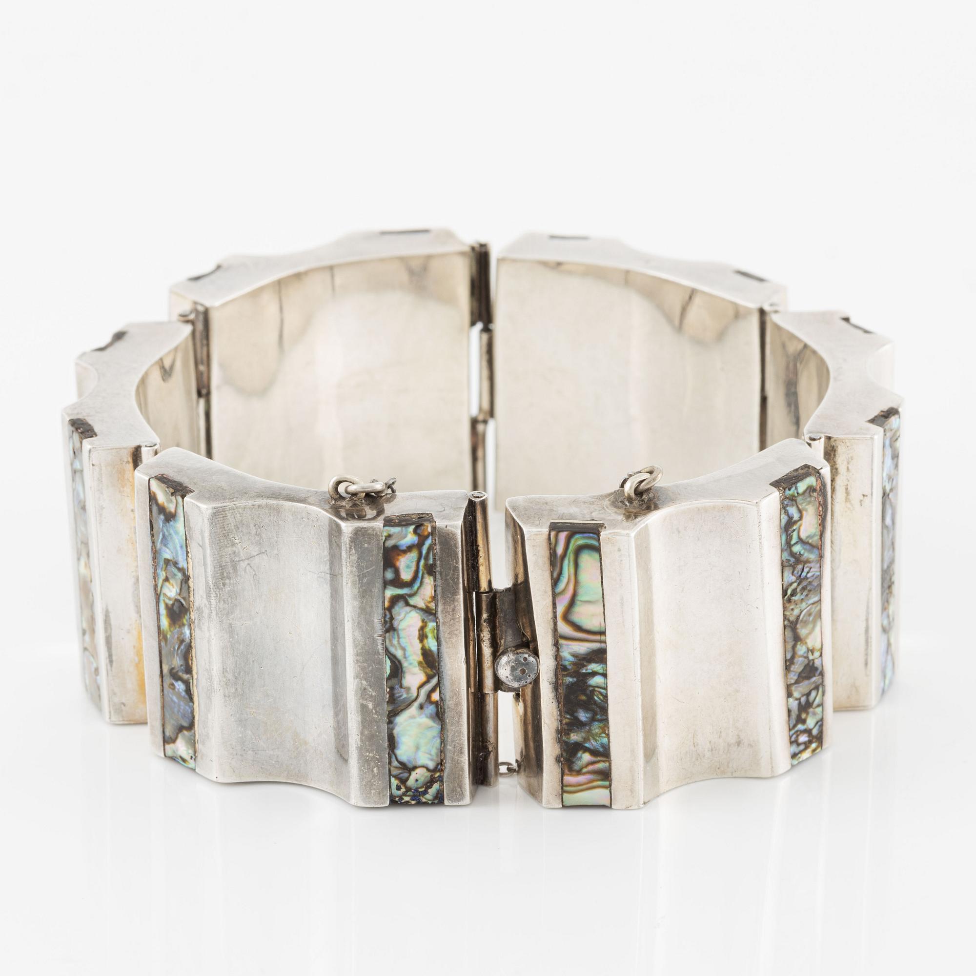 Bracelet silver and mother-of-pearl, Mexico.