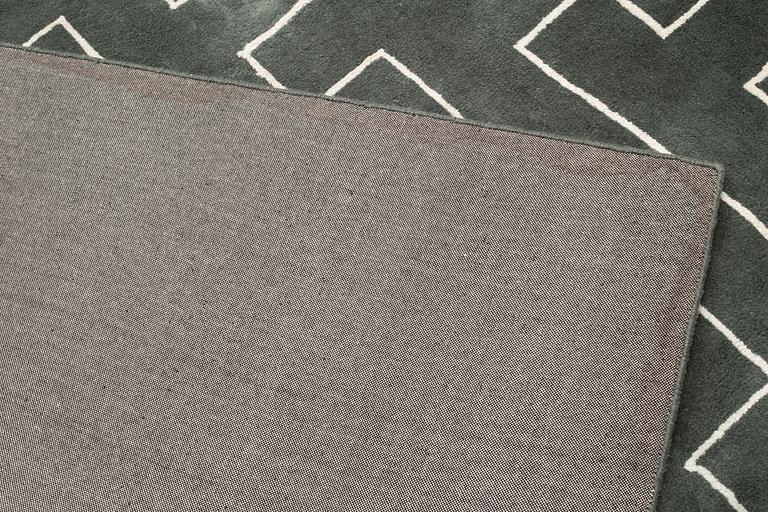 Tom Dixon, matto, "Maze", hand tufted, ca 478 x 478 cm, "MAZE By ASPLUND".