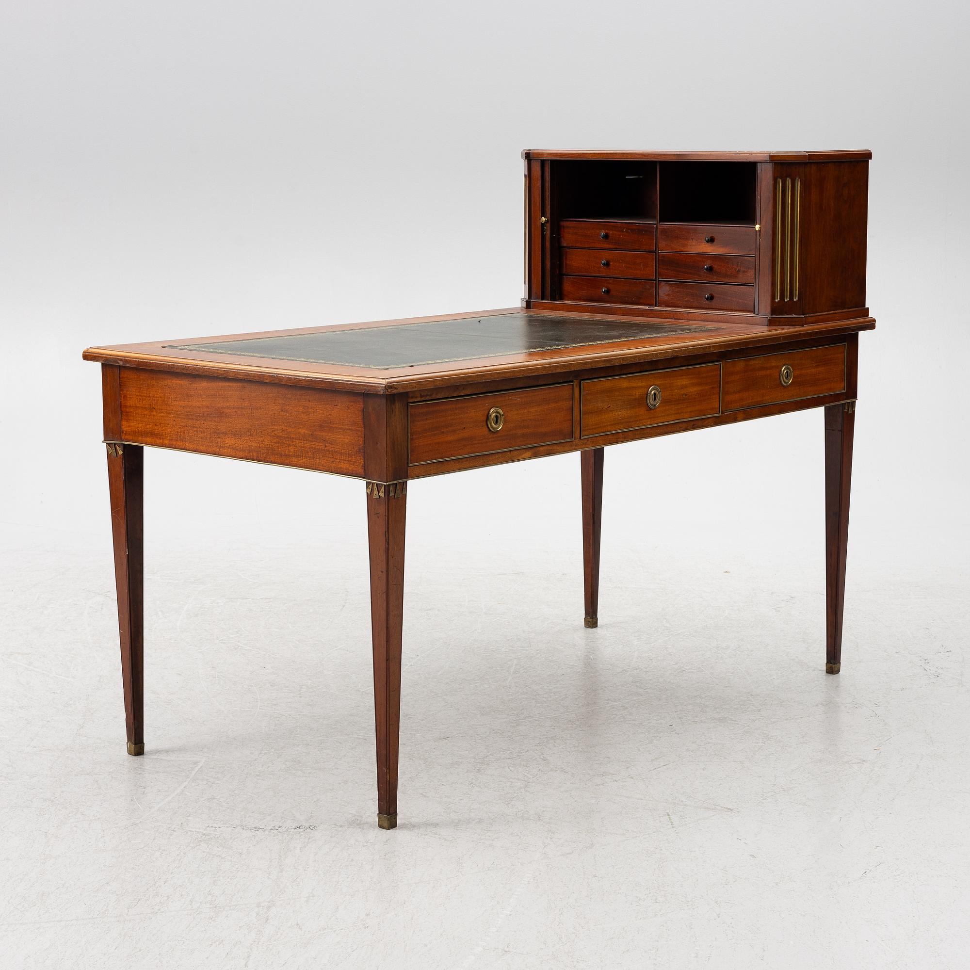 A late Gustavian desk, circa 1800.