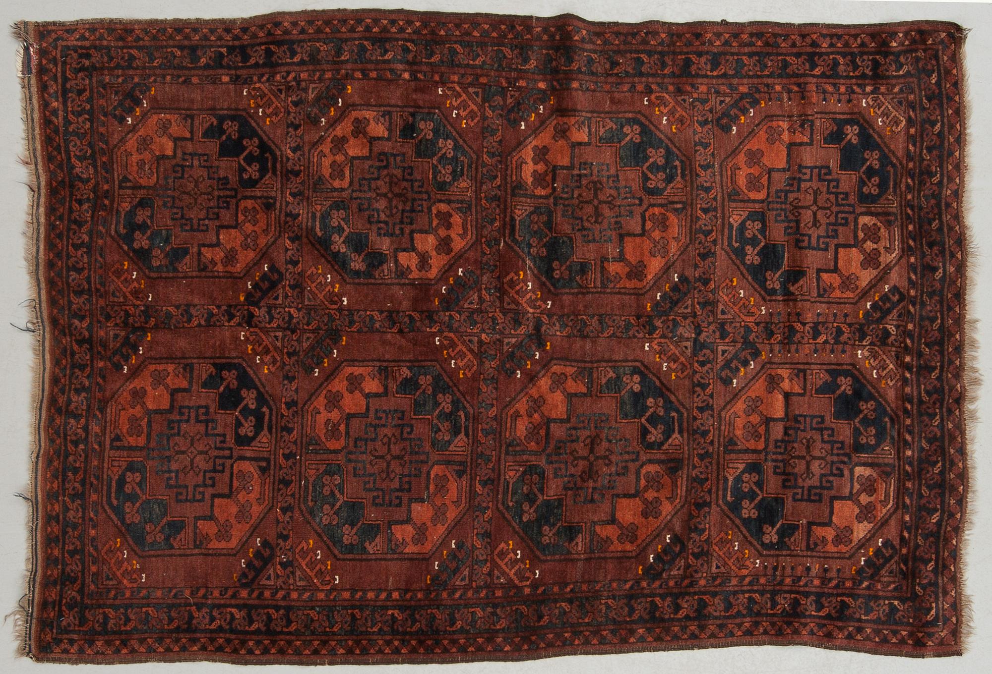 MATTA, semiantik, afghan. Ca 206 x 143 cm.