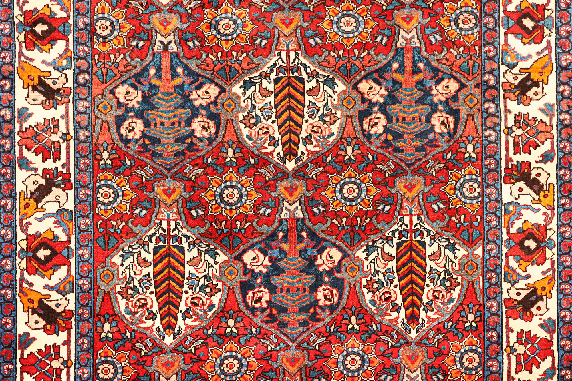 A Hamadan carpet, c. 335 x 184 cm.