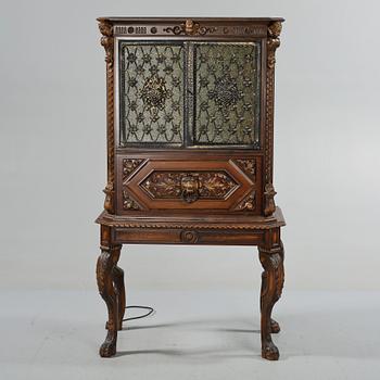 BARSKÅP, barockstil, 1900-talets andra hälft.