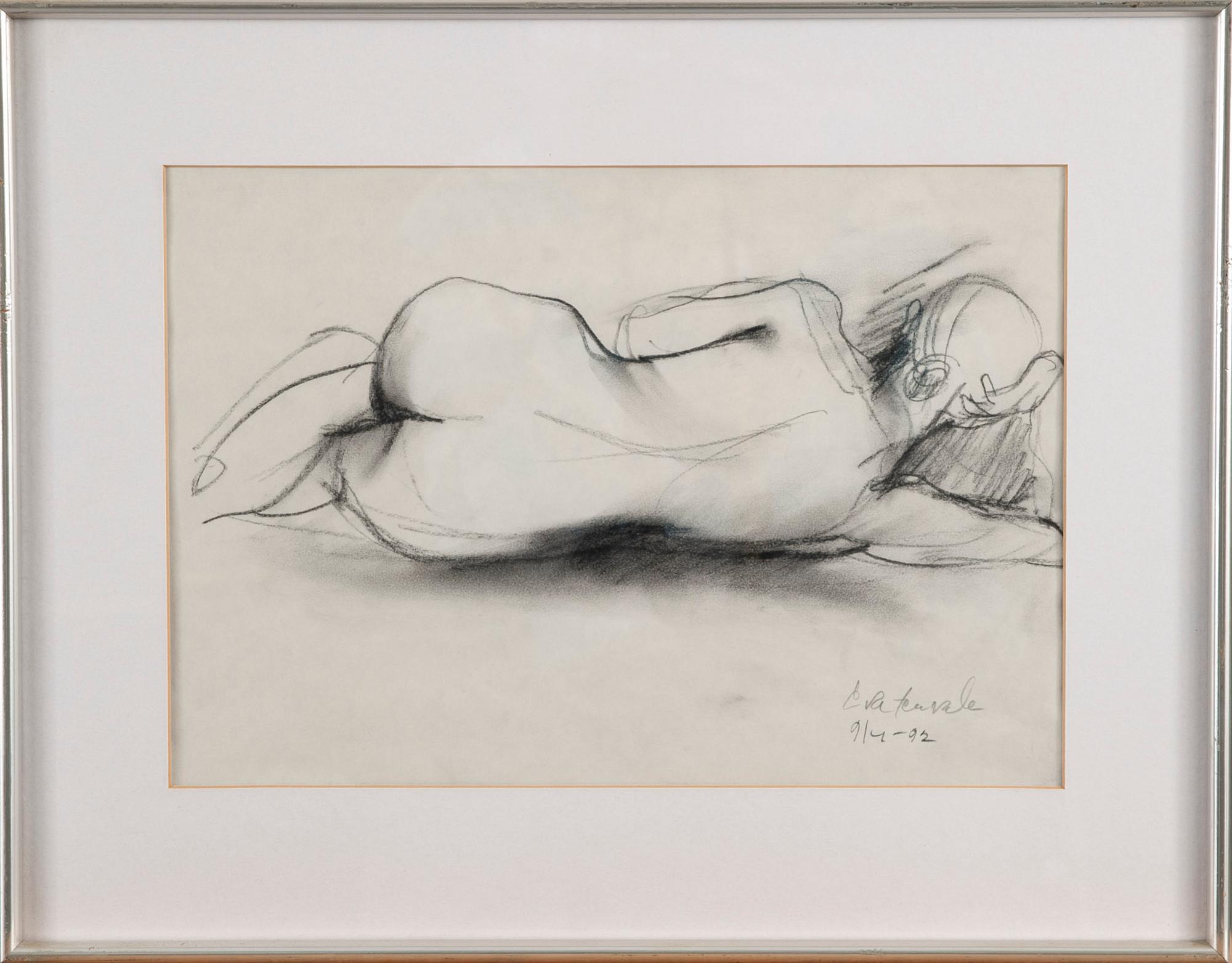 EEVA TERVALA, hiilipiirros, signeerattu ja päivätty 9/4 -92.