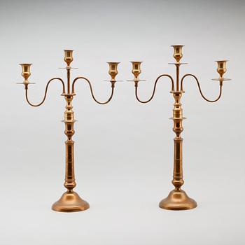 KANDELABRAR, ett par, mässing, Nyköpings Mässingsbruk, 1800-tal.