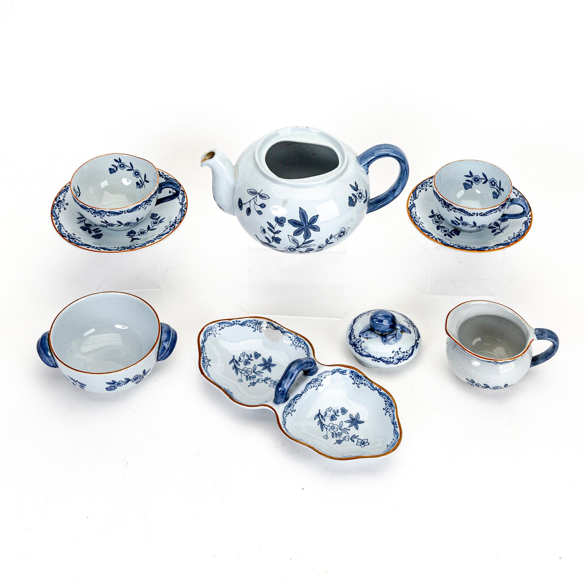 Service "Ostindia" 57 pcs Rörstrand flintware, second half of the 20th century.