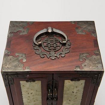 A Chinese jewellery box from the mid 20th Century.