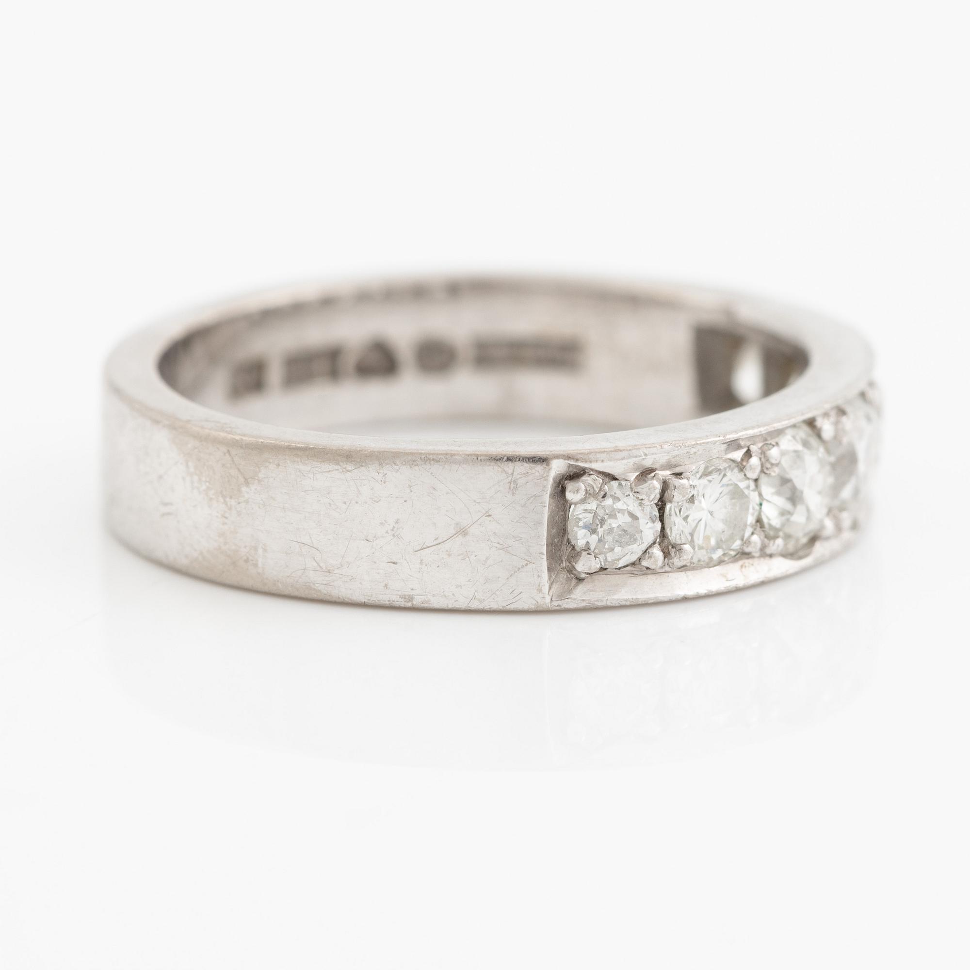 Ring, eternity ring, 18K white gold set with brilliant-cut diamonds.