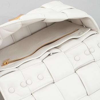 Bottega Veneta, bag, "Chain Casette".