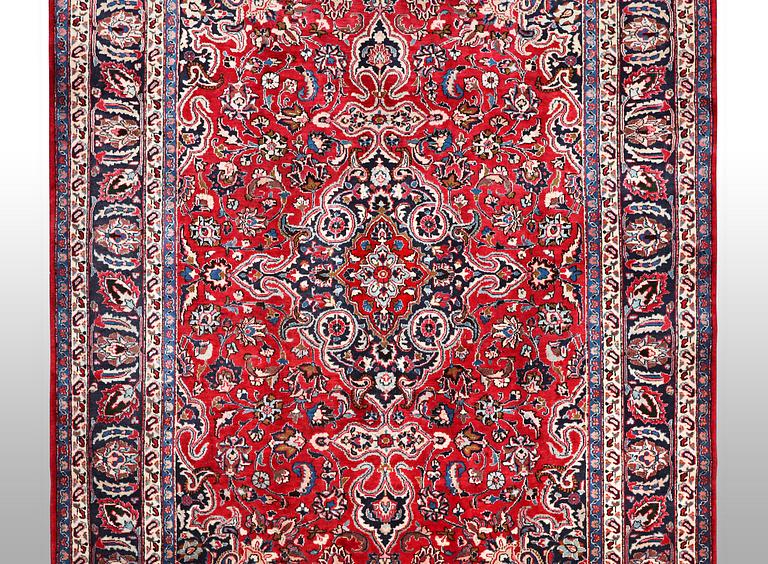 Matta, Keshan, ca 301 x 195 cm.
