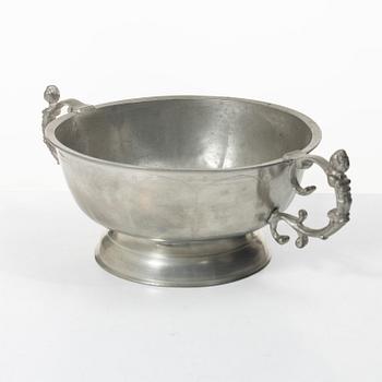 A bowl by Olof Artedius, Jönköping, 1759.