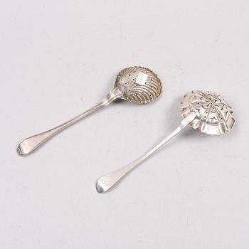 STRÖSKEDAR, 2 st, silver, bla Georg Henrik Åkerberg Växjö 1855.