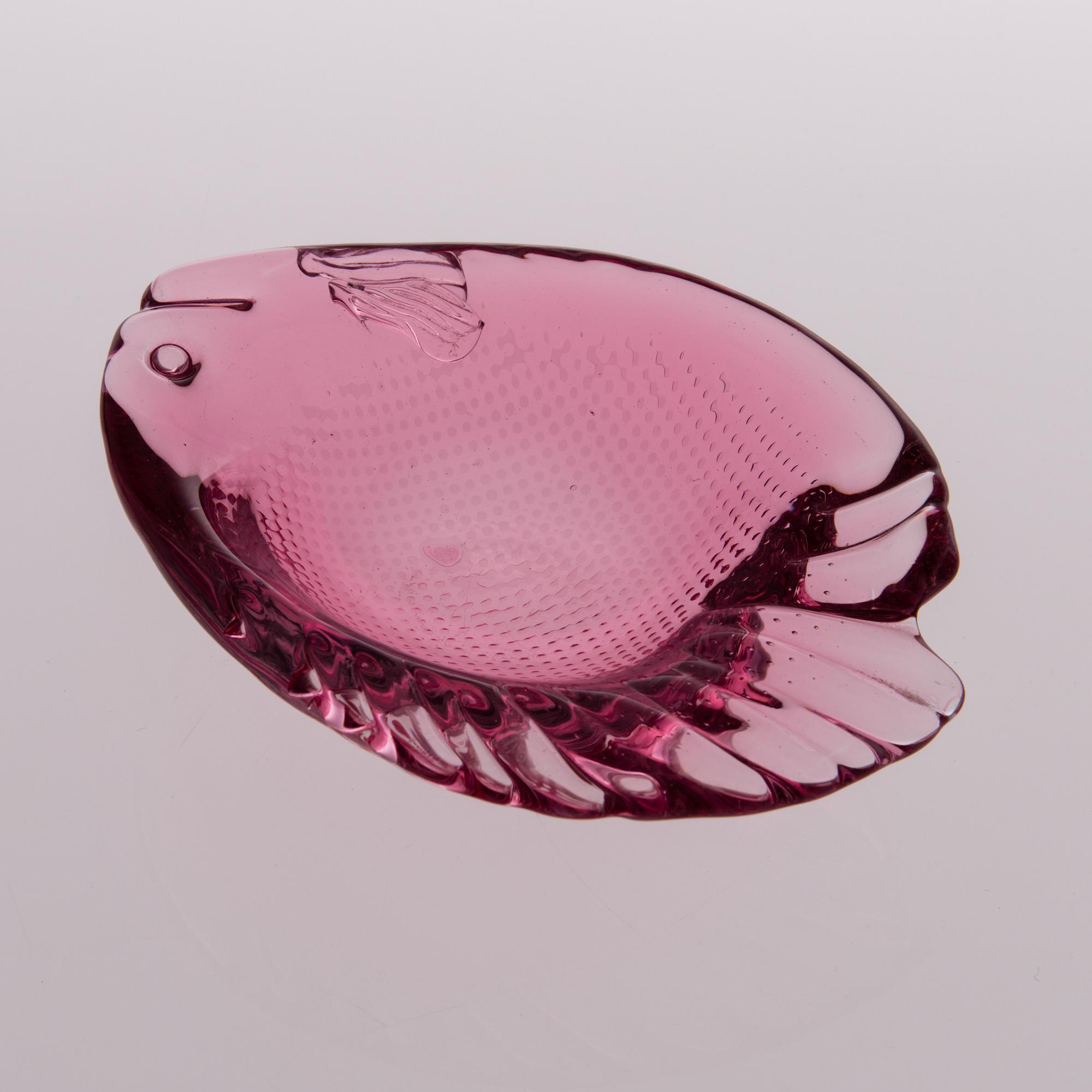 TAPIO WIRKKALA, ASHTRAY. "Fish" model 3315=5010. Sign. Tapio Wirkkala Iittala. 1949.