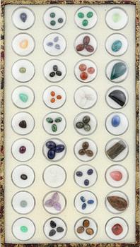 ÄDELSTENSSAMLING, 36 delar.