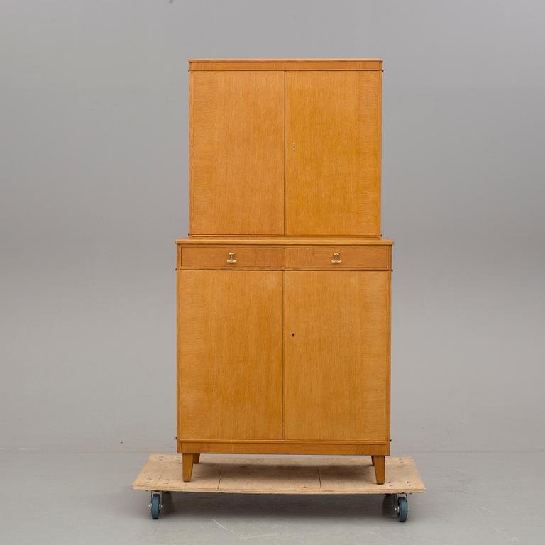 SKÅP, "Gustavus", Carl Malmsten, Åfors, formgiven 1941.