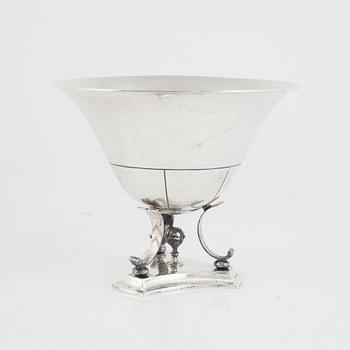 Skål på fot, silver, CG Hallberg, Stockholm 1926.