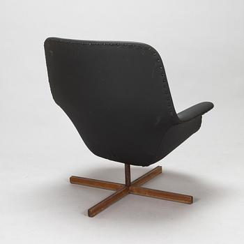 Carl Gustaf Hiort af Ornäs, A 1960s 'Caravelle' armchair for Puunveisto Oy - Wood work Ltd.
