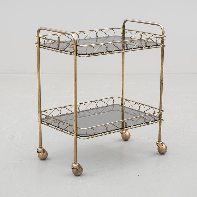 SERVERINGSVAGN, 1900-talets slut.